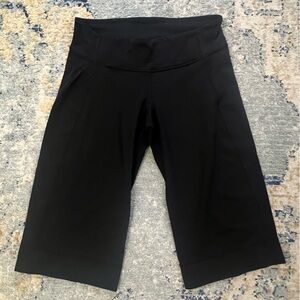Lululemon Black Bermuda Gym Shorts size 8